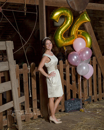 Jessica's Golden Birthday/ Buckley Homestead/ Portrait Photographer