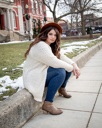 Styling/ Senior/ Downtown Crown Point/ Northwest Indiana Photographer