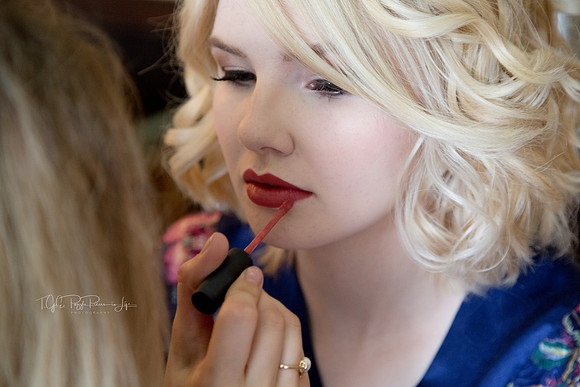 She Wears Red so Well/ Wedding Photographers/ Crown Point, Indiana